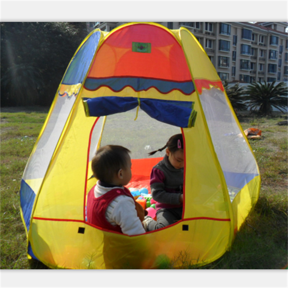 联系电话:0754-88590059 联系人:江小姐 Email:462141076@QQ.com 上班时间周一至周日 早上9:00-晚上21:00 【面料】——190T超高密度涤塔夫:涤纶塔夫绸适用于夹克衫、雨伞、车套、运动装、海洋伞、手提包、箱包、睡袋、帐篷、人造花、浴帘、桌布、椅套等各种里料。涤塔夫又是化纤织物的一种传统面料,曾风行一时。此布可以防水,但防水效果不强,请亲们不要把它想象成户外野营帐篷,也不要要求它能跟隔尿垫相比! 【支架】——塑钢架构架